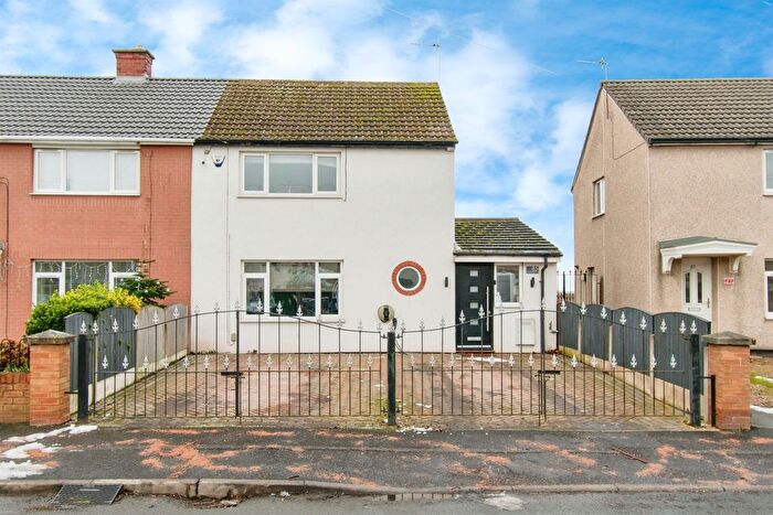 2 Bedroom Semi-Detached House For Sale In Orchard Head Drive, Pontefract, WF8