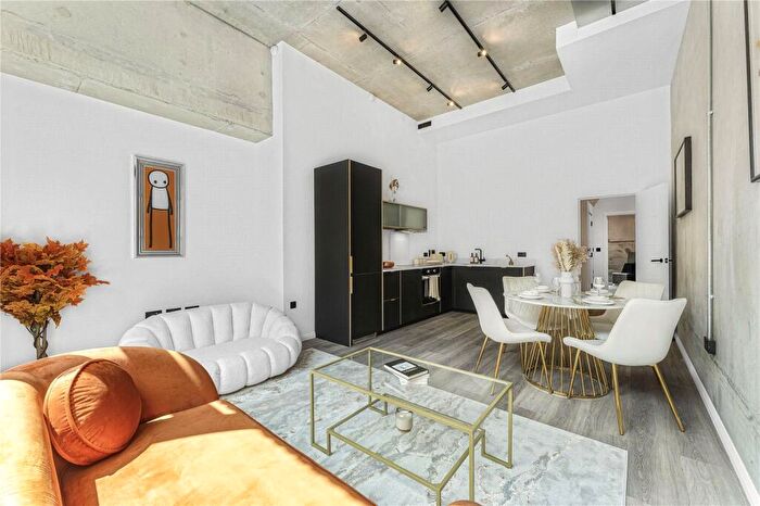 2 Bedroom Apartment For Sale In Windmill Lane, Maryland Point, London, E15