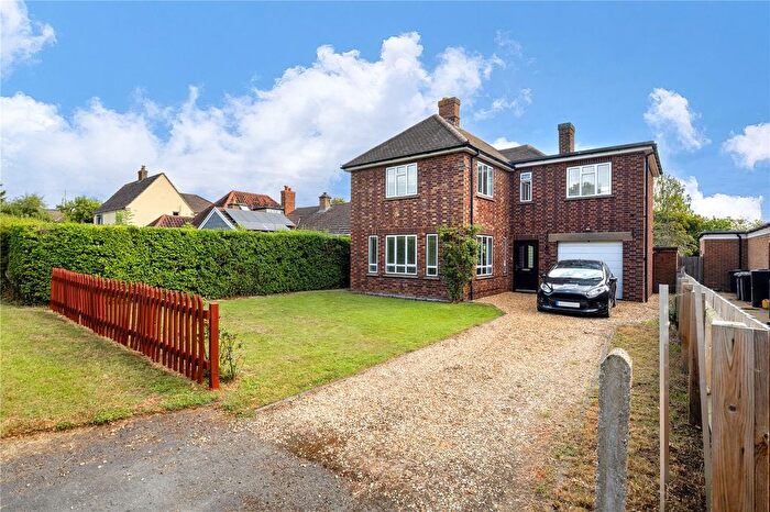 4 Bedroom Detached House For Sale In Mayfield Road, Girton, Cambridge, CB3