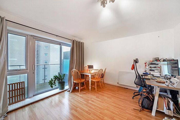 1 Bedroom Flat To Rent In Maha Building, Merchant Street, London, E3