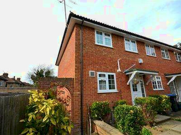 3 Bedroom Semi-Detached House To Rent In Saddlers Mews, Sudbury, HA0