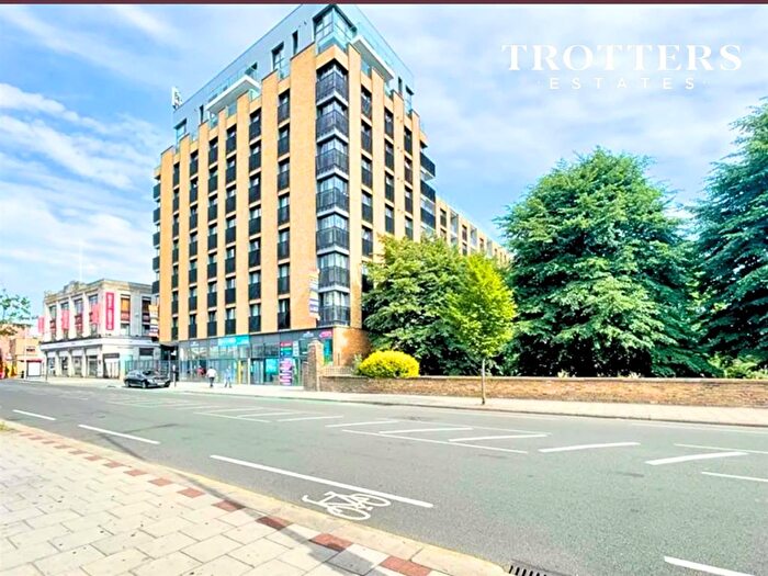 2 Bedroom Property To Rent In High Road, Ilford, IG1