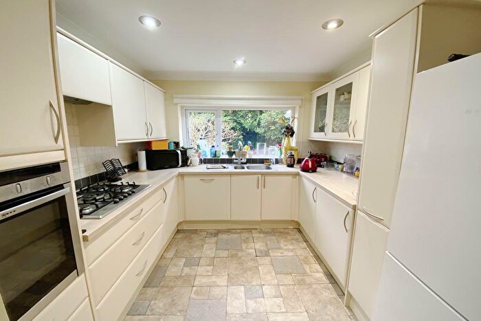 2 Bedroom Bungalow For Sale In Glenwood Close, West Moors, Ferndown, Dorset, BH22
