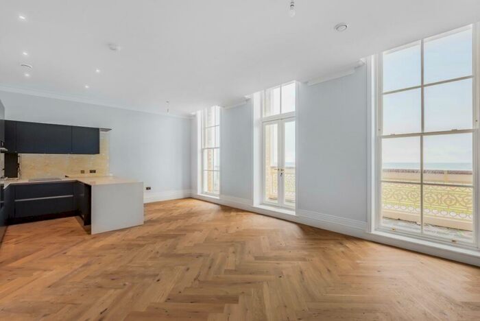 2 Bedroom Apartment To Rent In Queens Gardens Hove, BN3