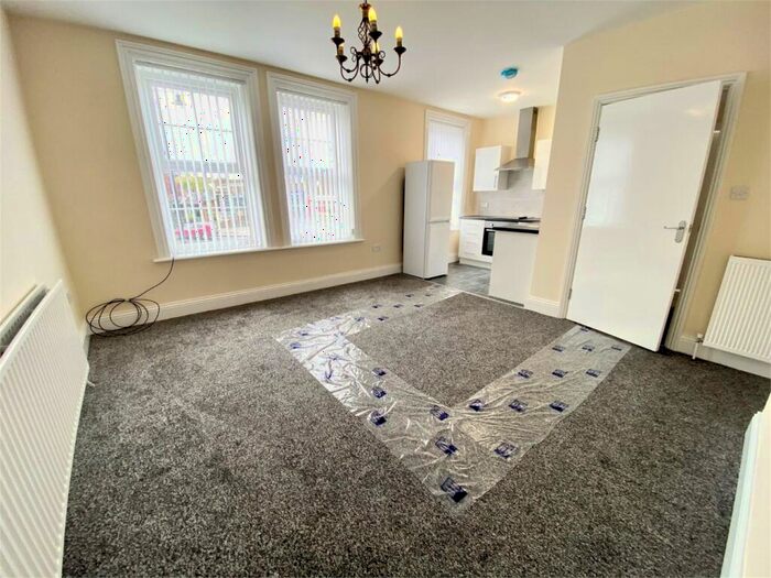 1 Bedroom Apartment To Rent In South Terrace, Sunderland, SR5