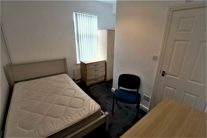 4 Bedroom Terraced House To Rent In Northfield Road, Coventry, CV1