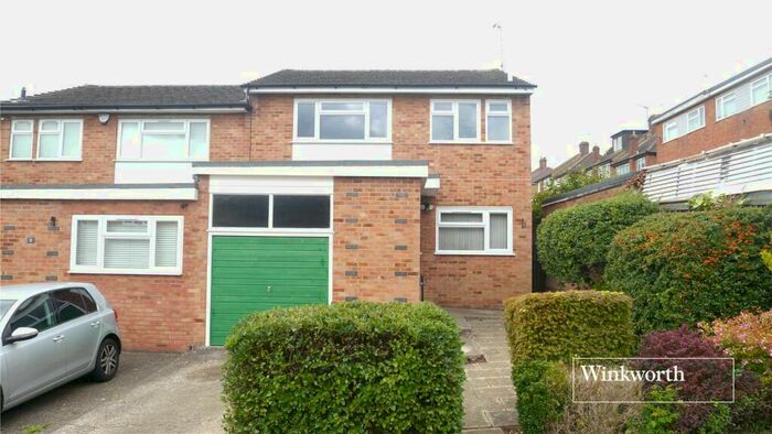 3 Bedroom Semi-Detached House To Rent In Julian Close, New Barnet, EN5
