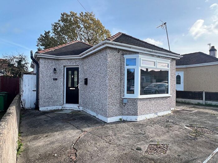 2 Bedroom Detached Bungalow To Rent In St. Margarets Drive, Rhyl, LL18