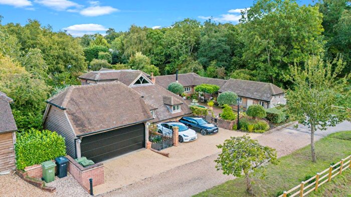 4 Bedroom Detached House For Sale In The Barn, Monkshatch, Off Down Lane, Guildford, GU3