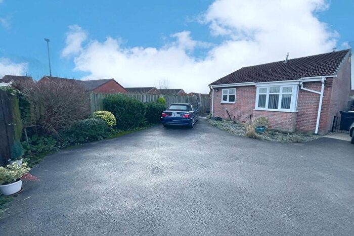 3 Bedroom Bungalow For Sale In Nether Oak Close, Sothall, Sheffield, S20