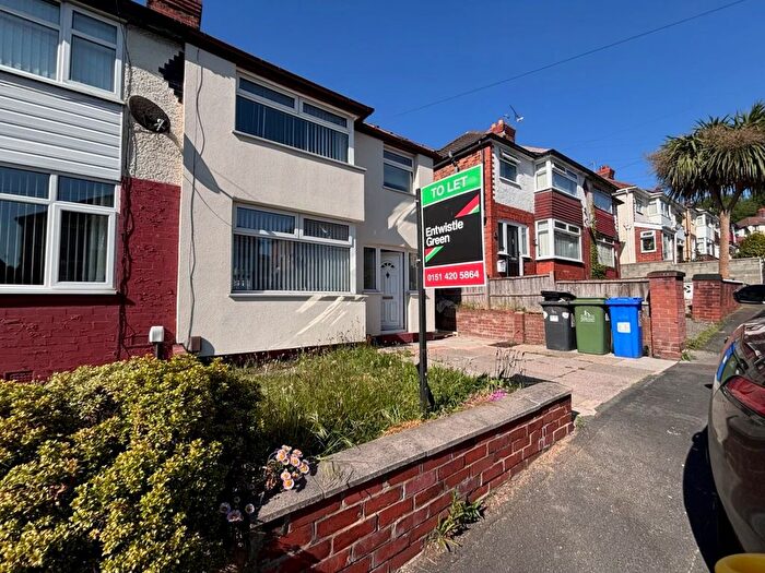 3 Bedroom Semi-Detached House To Rent In Cameron Avenue, Runcorn, WA7