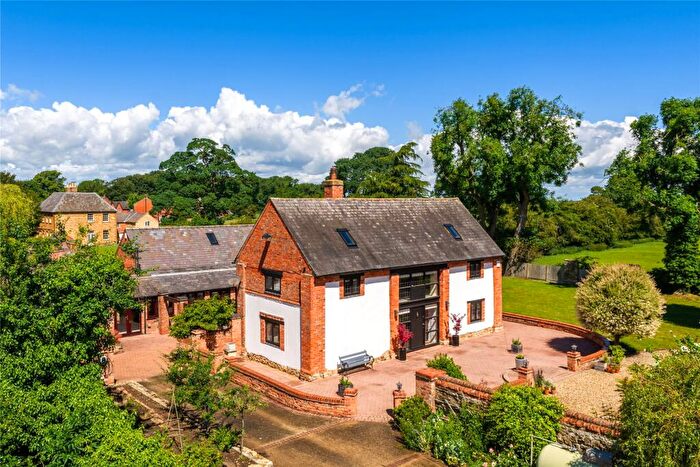 5 Bedroom Detached House For Sale In Newlands, Naseby, Northamptonshire, NN6