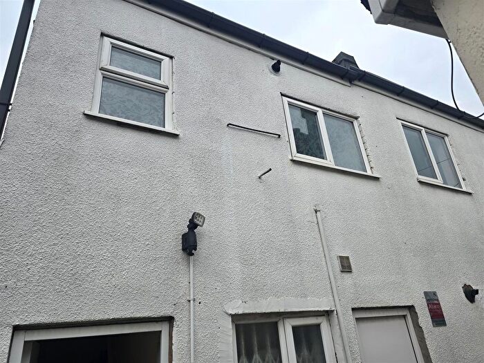 1 Bedroom Flat To Rent In Abbey Street, Lower Gornal, DY3