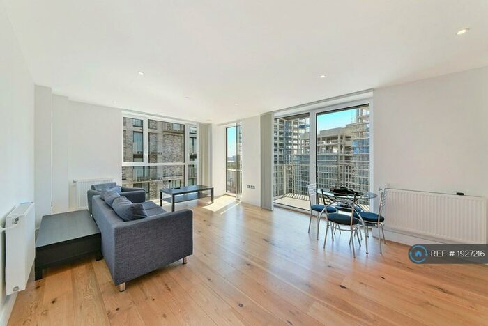 2 Bedroom Flat To Rent In Centurion Tower, London, E16