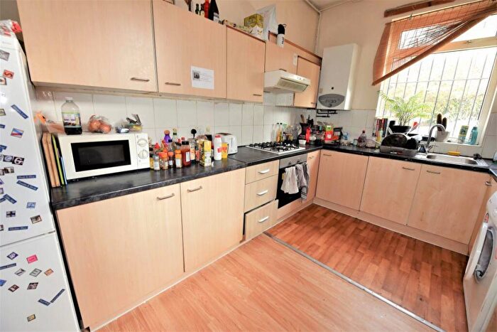 7 Bedroom House To Rent In Richmond Mount, LS6
