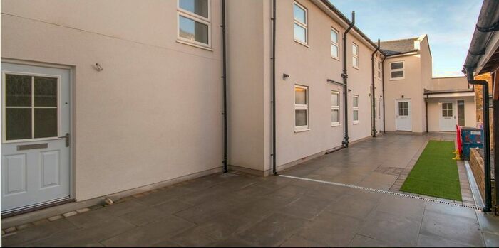 1 Bedroom Flat To Rent In High Street, South Norwood, SE25