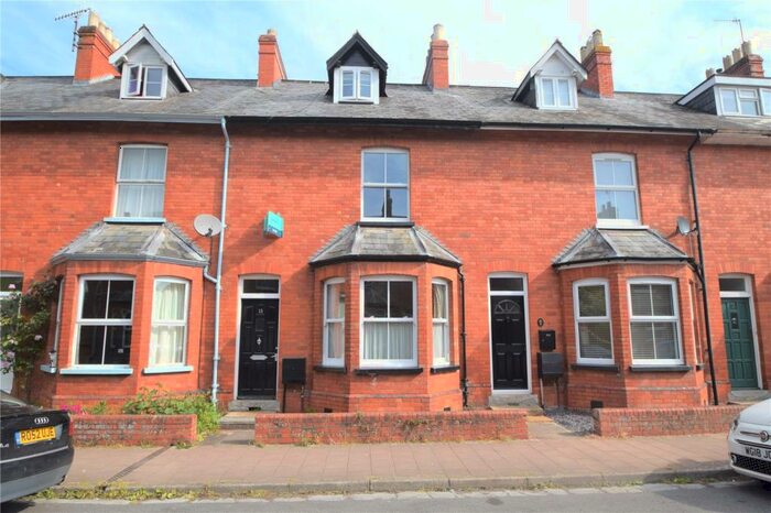 3 Bedroom Terraced House To Rent In Queen Street, Tiverton, Devon, EX16