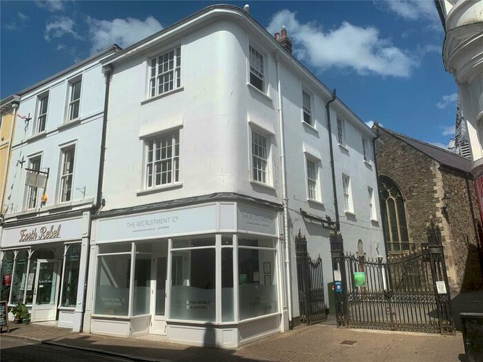 Apartment To Rent In High Street, Barnstaple, Devon, EX31