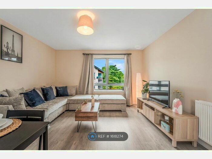 2 Bedroom Flat To Rent In St. Triduanas Rest, Edinburgh, EH7