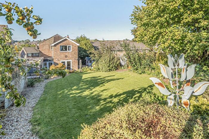 4 Bedroom Detached House For Sale In Herne Rise, Ilminster, TA19