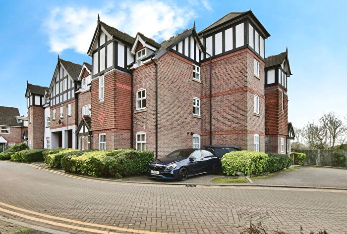 2 Bedroom Flat For Sale In Arderne Place, Alderley Edge, Cheshire, SK9