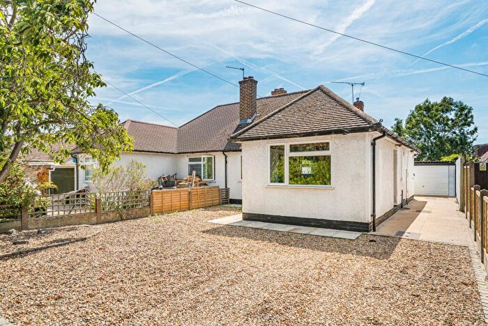 2 Bedroom Semi Detached House For Sale In River Walk, Walton On Thames, Surrey, KT12