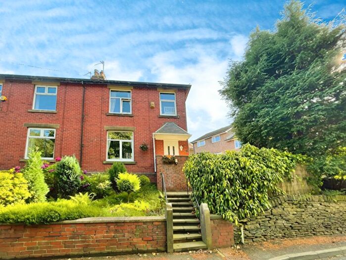 3 Bedroom End Of Terrace House To Rent In Glenside, Outlane, Huddersfield, HD3