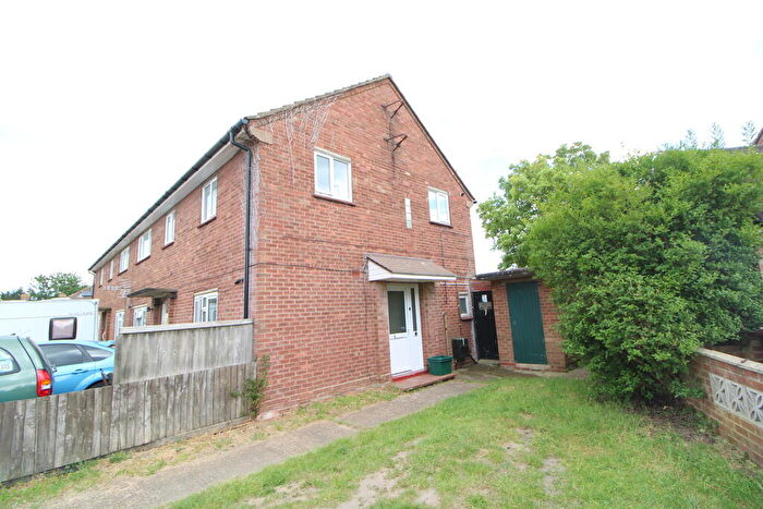 2 Bedroom Maisonette To Rent In Coronation Avenue, Colchester, CO2