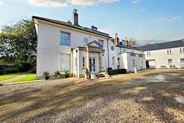 2 Bedroom Flat For Sale In Cerne Abbas, DT2