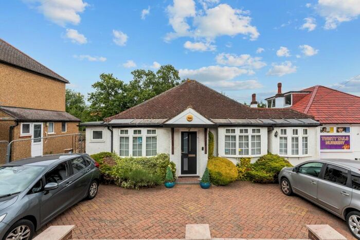 2 Bedroom Bungalow To Rent In Elm Park, Stanmore, HA7