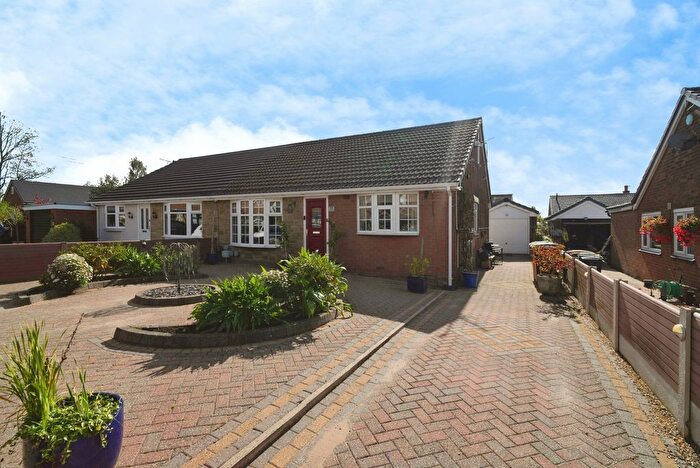 2 Bedroom Bungalow For Sale In Churchill Drive, Little Lever, Bolton, Greater Manchester, BL3