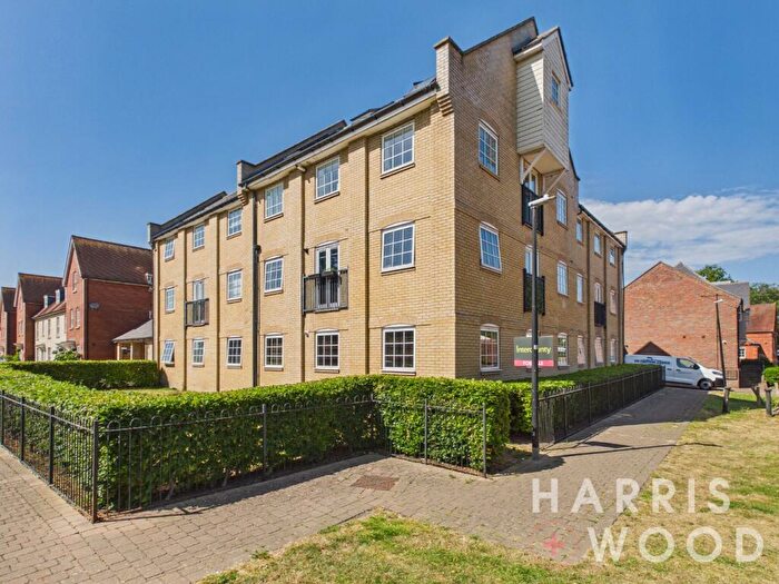 2 Bedroom Flat For Sale In White Rise, Brownrigg Drive, Braintree, Essex, CM7