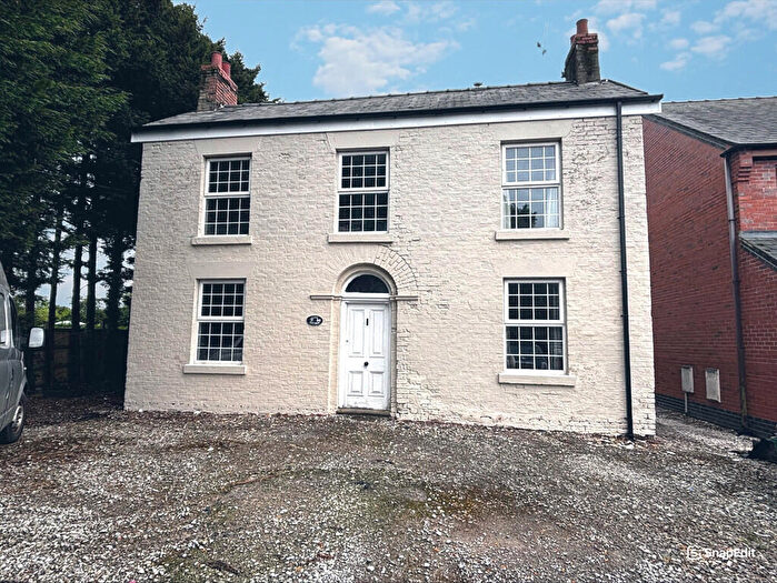 4 Bedroom Detached House For Sale In Middlewich Road, Winsford, CW7