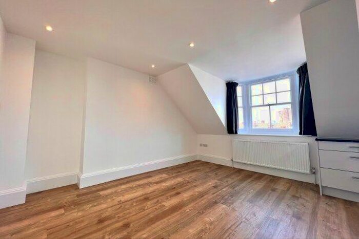 1 Bedroom Flat To Rent In Addison Gardens, London, W14