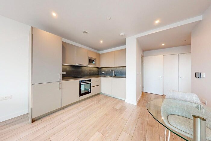 1 Bedroom Flat To Rent In New Kent Road, London, SE1