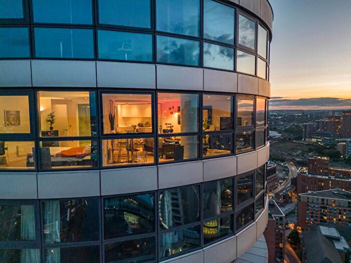 2 Bedroom Penthouse For Sale In Bridgewater Place, Water Lane, Leeds, West Yorkshire, LS11