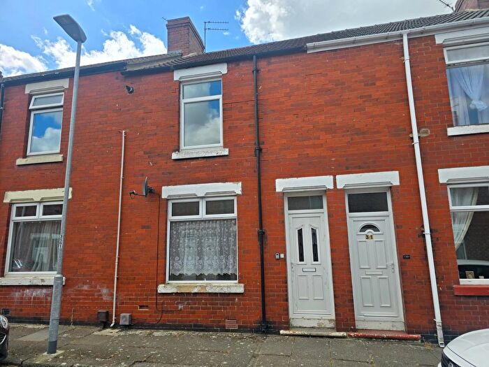 2 Bedroom Terraced House To Rent In Henry Street, Shildon, DL4