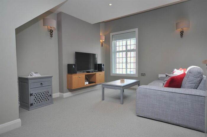 2 Bedroom Flat To Rent In Piccadilly, York, YO1