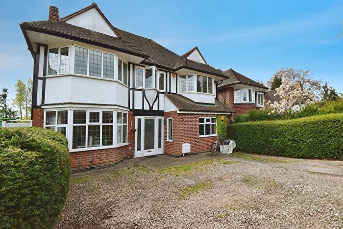 4 Bedroom Detached House For Sale In Shirley Road, Leicester, LE2