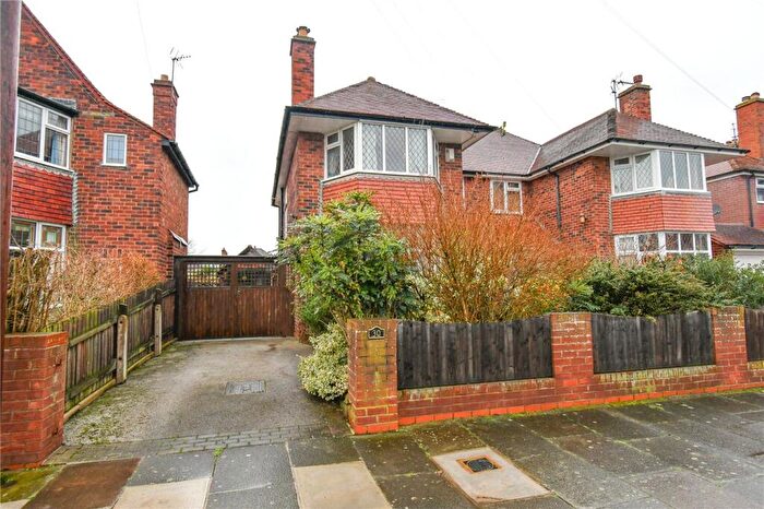 3 Bedroom Semi-Detached House For Sale In Beachcroft Road, Meols, Wirral, CH47