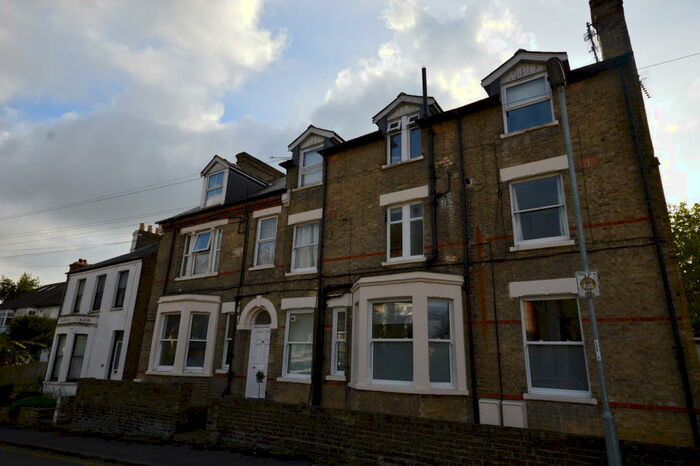 Apartment To Rent In Alpha Road, Cambridge, CB4