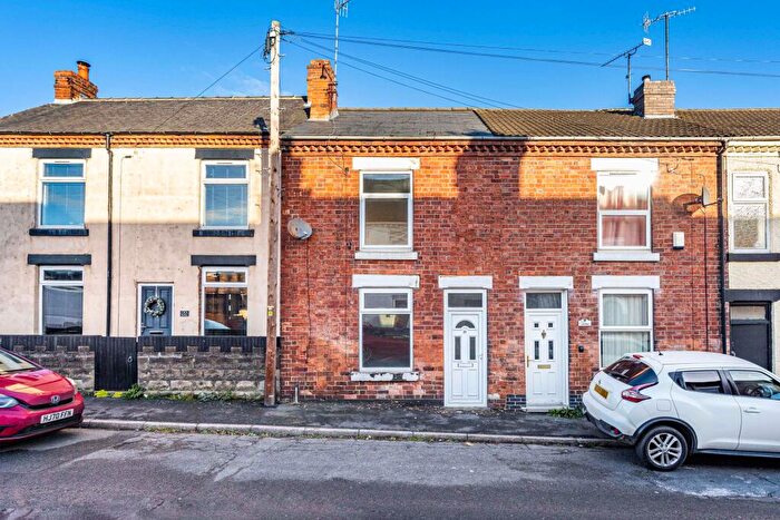 2 Bedroom House To Rent In Queen Street, Langley Mill, NG16