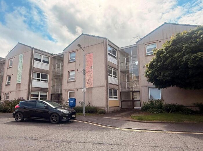 1 Bedroom Flat To Rent In Kittoch Street, East Kilbride, G74