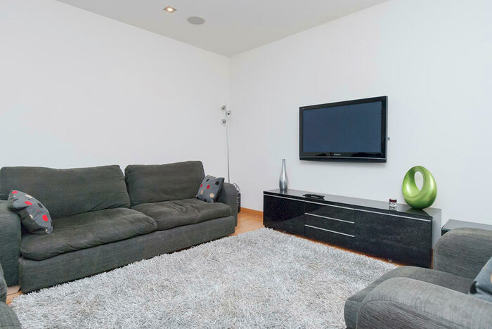 2 Bedroom Flat To Rent In Western Harbour Way Edinburgh United Kingdom, EH6