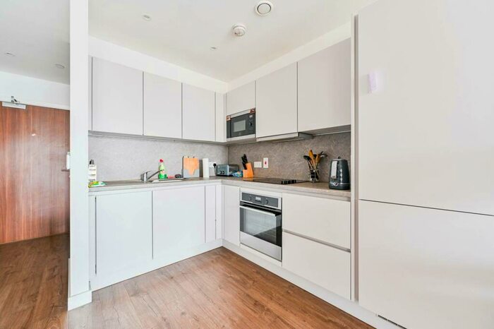 1 Bedroom Flat To Rent In College Road, Harrow, HA1