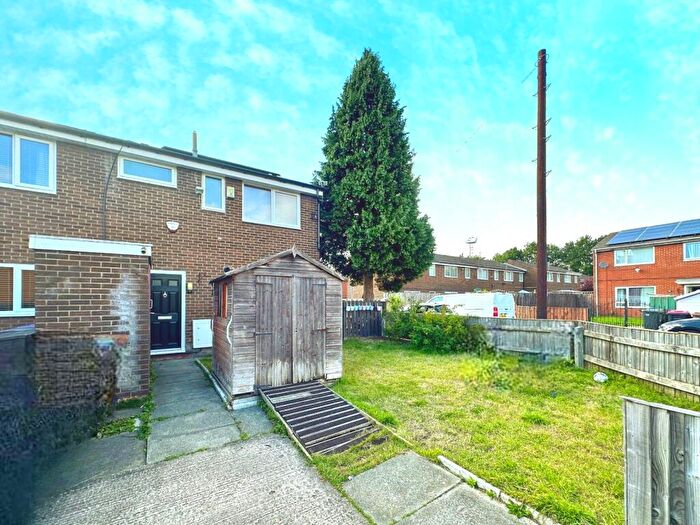 2 Bedroom Terraced House To Rent In Cairn Drive, Salford, Greater Manchester, M6