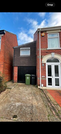1 Bedroom Flat To Rent In Salisbury Road, Portsmouth, PO6