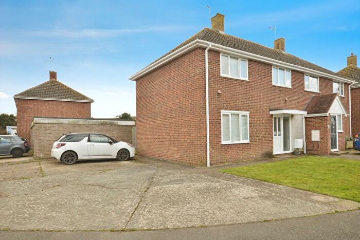 3 Bedroom Semi-Detached House For Sale In The Derings, Lydd, Romney Marsh, Kent, TN29