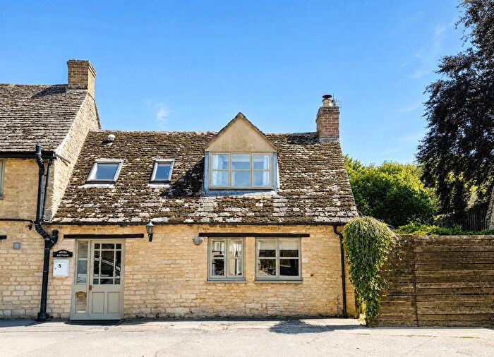 2 Bedroom Semi-Detached House To Rent In Cheyne Lane, Bampton, Oxfordshire, OX18