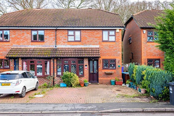 4 Bedroom Semi-Detached House For Sale In Harrow Road, Warlingham, CR6
